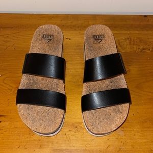 Cushion Vista Hi Reef Slides - Size 8